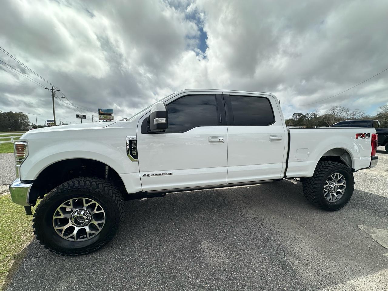 Ford Super Duty F-250 SRW Lariat 4WD Crew Cab 6.75' Box 2022