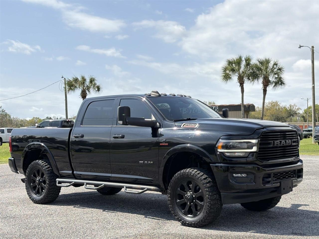 RAM 2500 Laramie 4x4 Crew Cab 6'4" Box 2021