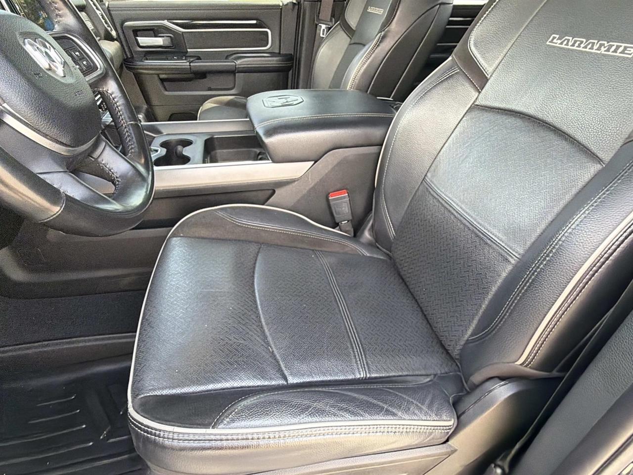 RAM 2500 Laramie 4x4 Crew Cab 6'4" Box 2021