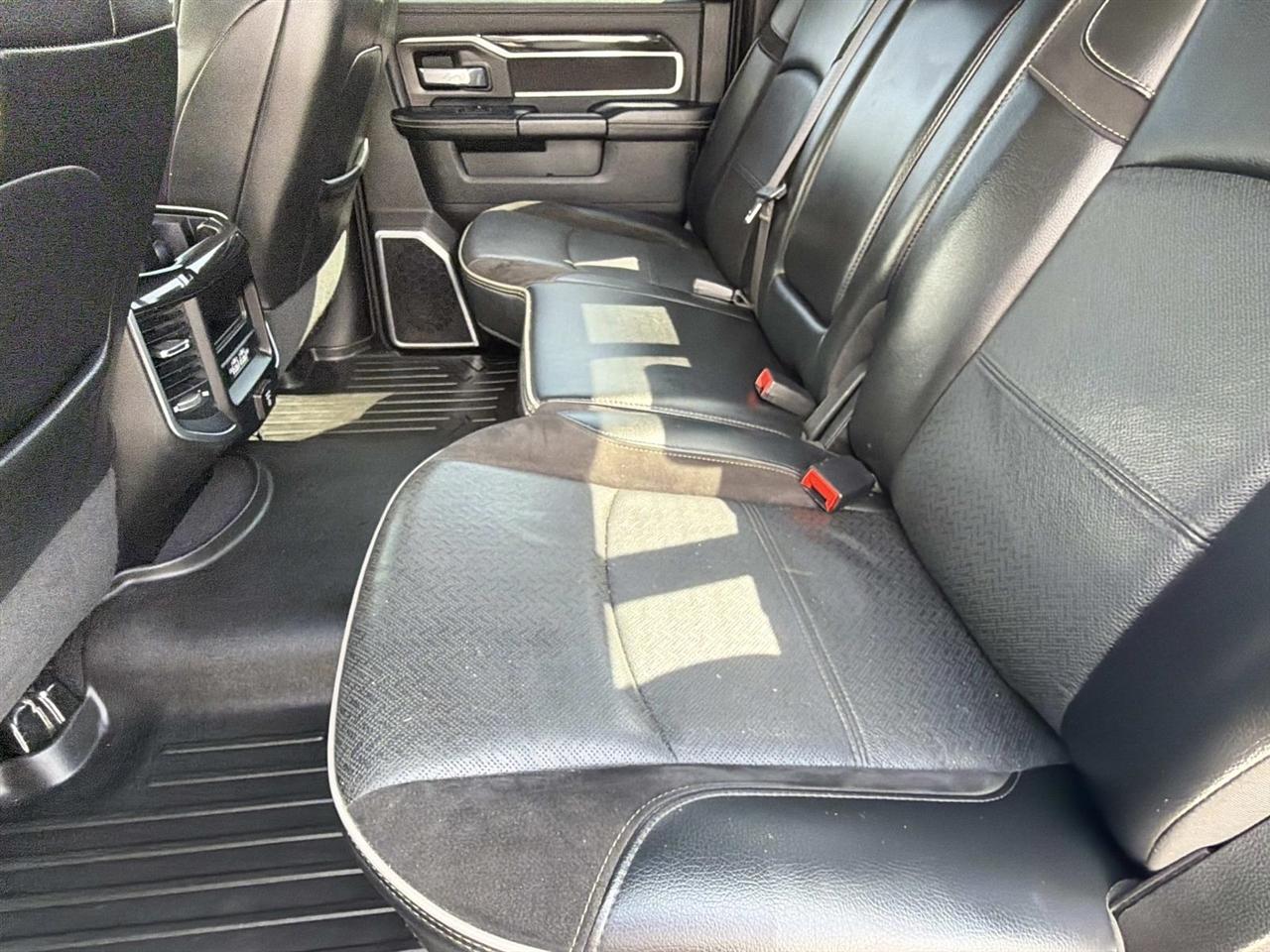 RAM 2500 Laramie 4x4 Crew Cab 6'4" Box 2021