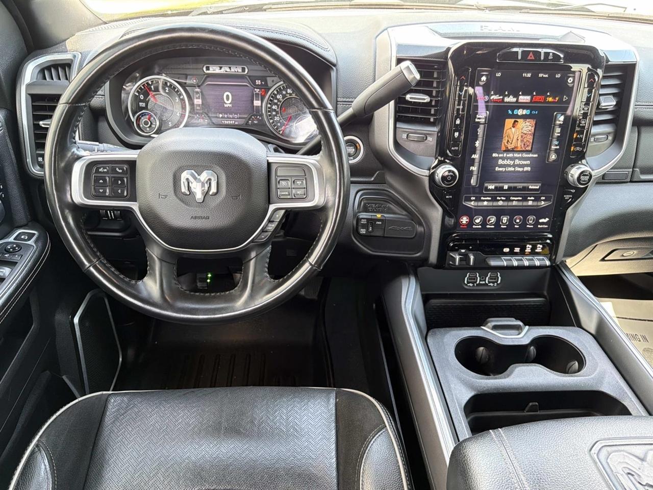 RAM 2500 Laramie 4x4 Crew Cab 6'4" Box 2021