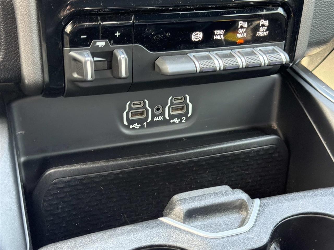 RAM 2500 Laramie 4x4 Crew Cab 6'4" Box 2021