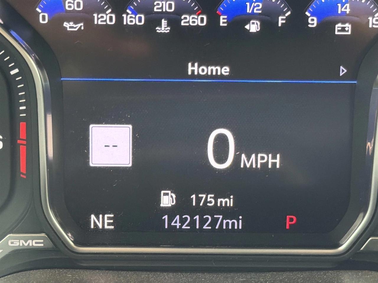 GMC Sierra 1500 4WD Crew Cab 147" Denali 2019