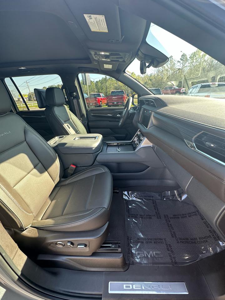 GMC Yukon XL 2WD 4dr Denali 2024