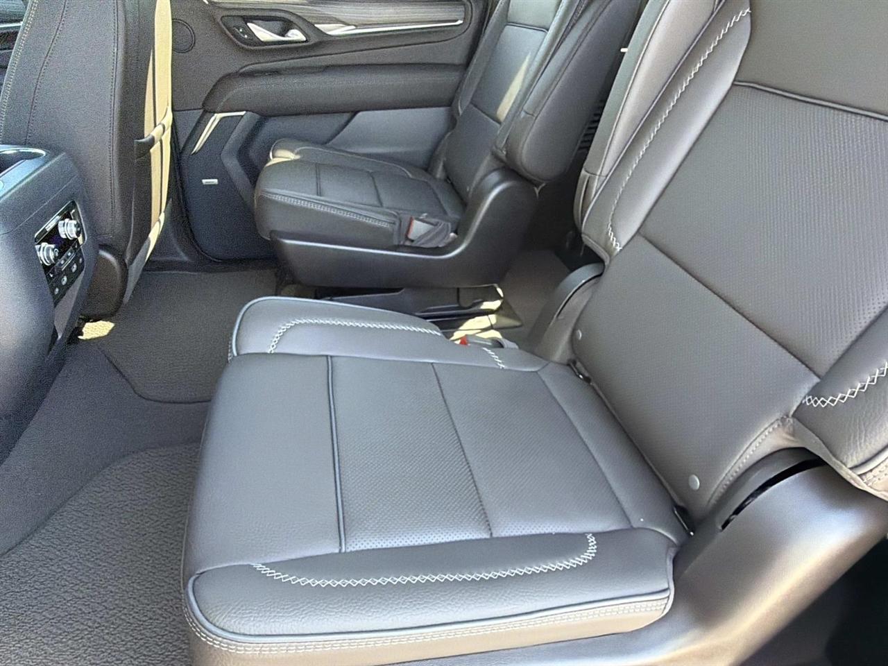 GMC Yukon XL 2WD 4dr Denali 2024