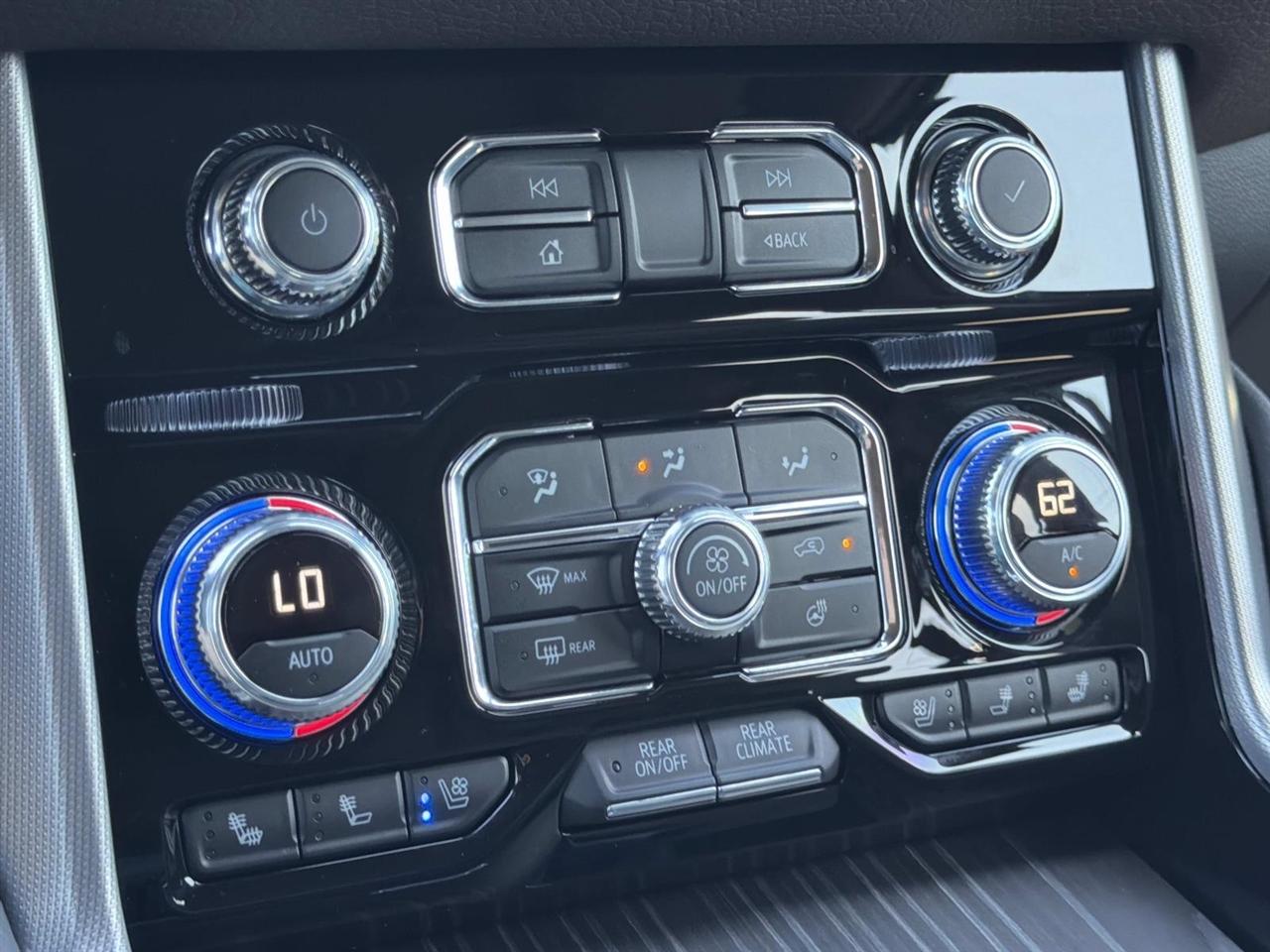 GMC Yukon XL 2WD 4dr Denali 2024