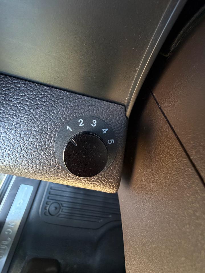 Ford Super Duty F-350 SRW 4WD Crew Cab 156" King Ranch 2017