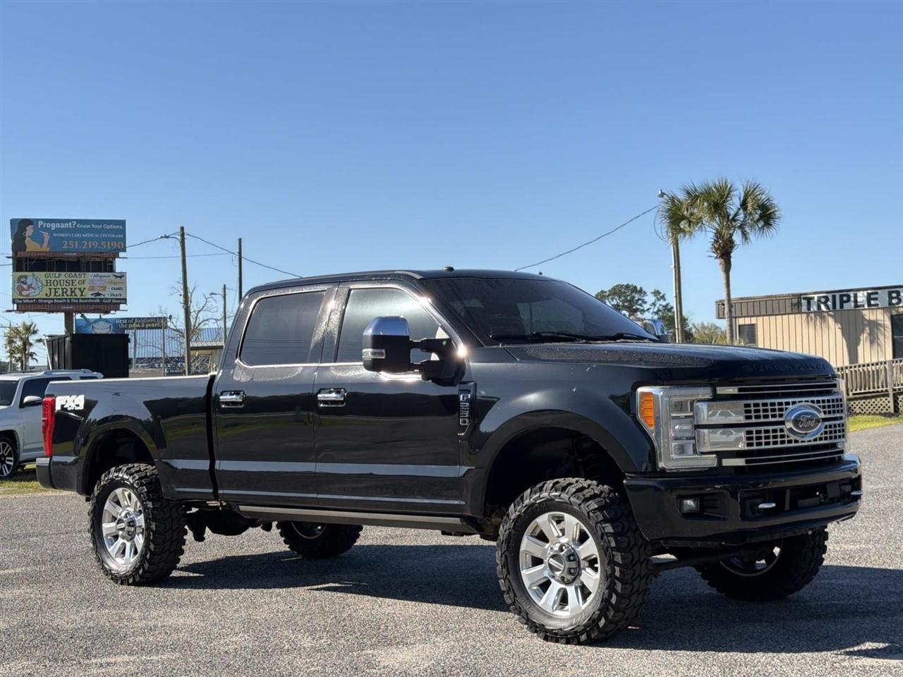 Ford Super Duty F-250 SRW Platinum 4WD Crew Cab 6.75' Box 2018