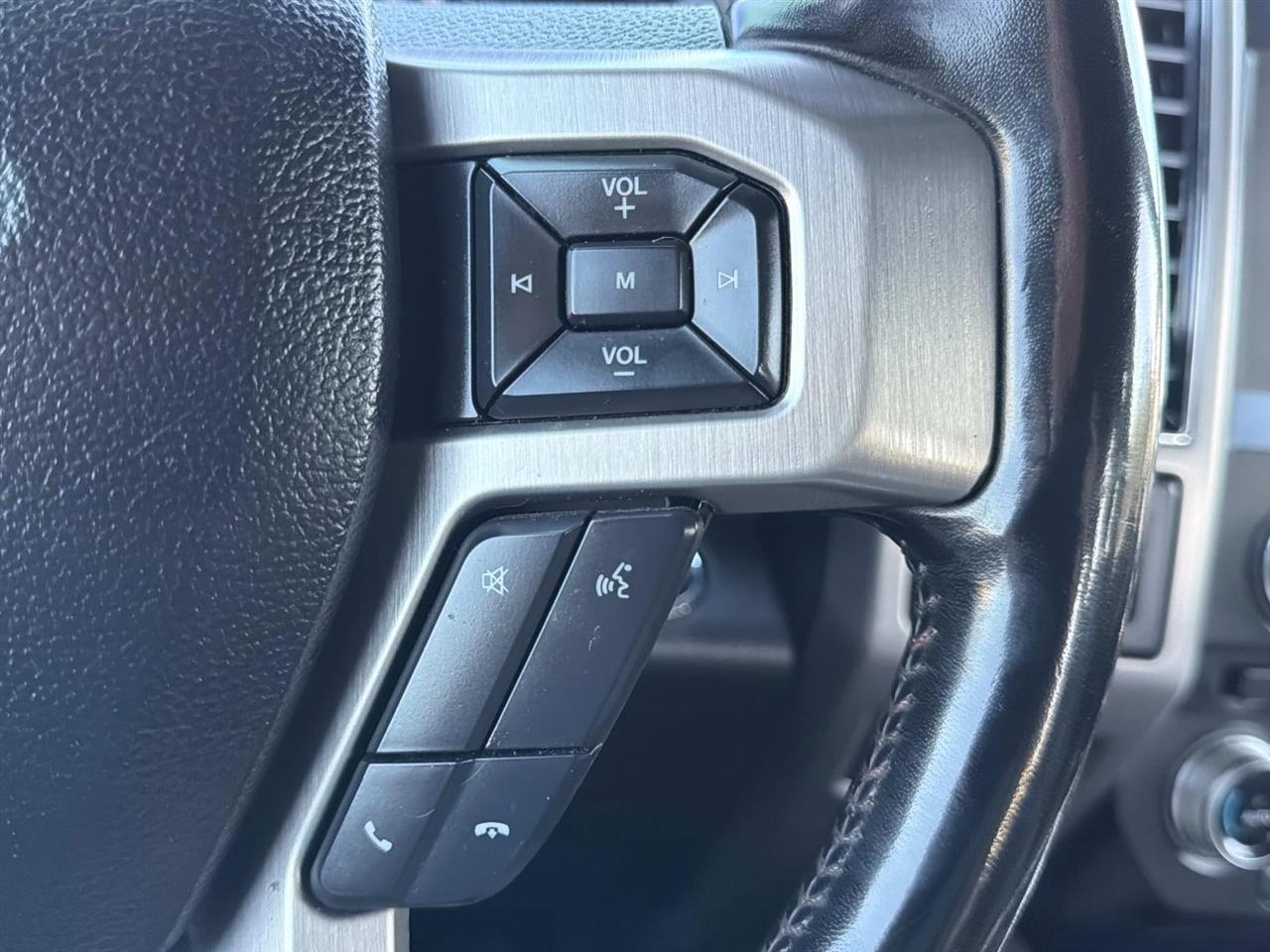 Ford Super Duty F-250 SRW Platinum 4WD Crew Cab 6.75' Box 2018