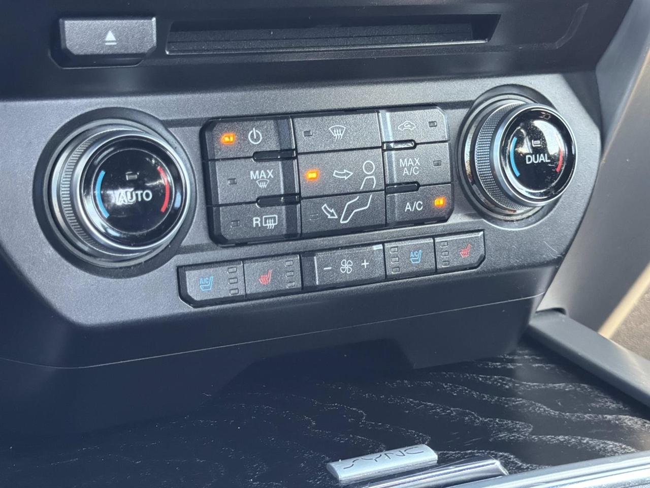 Ford Super Duty F-250 SRW Platinum 4WD Crew Cab 6.75' Box 2018