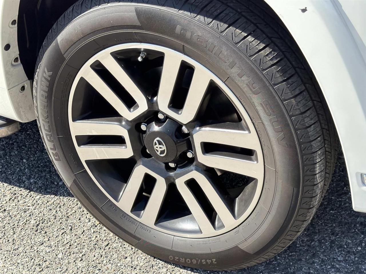 Toyota 4Runner 2WD 4dr V6 Limited (Natl) 2016