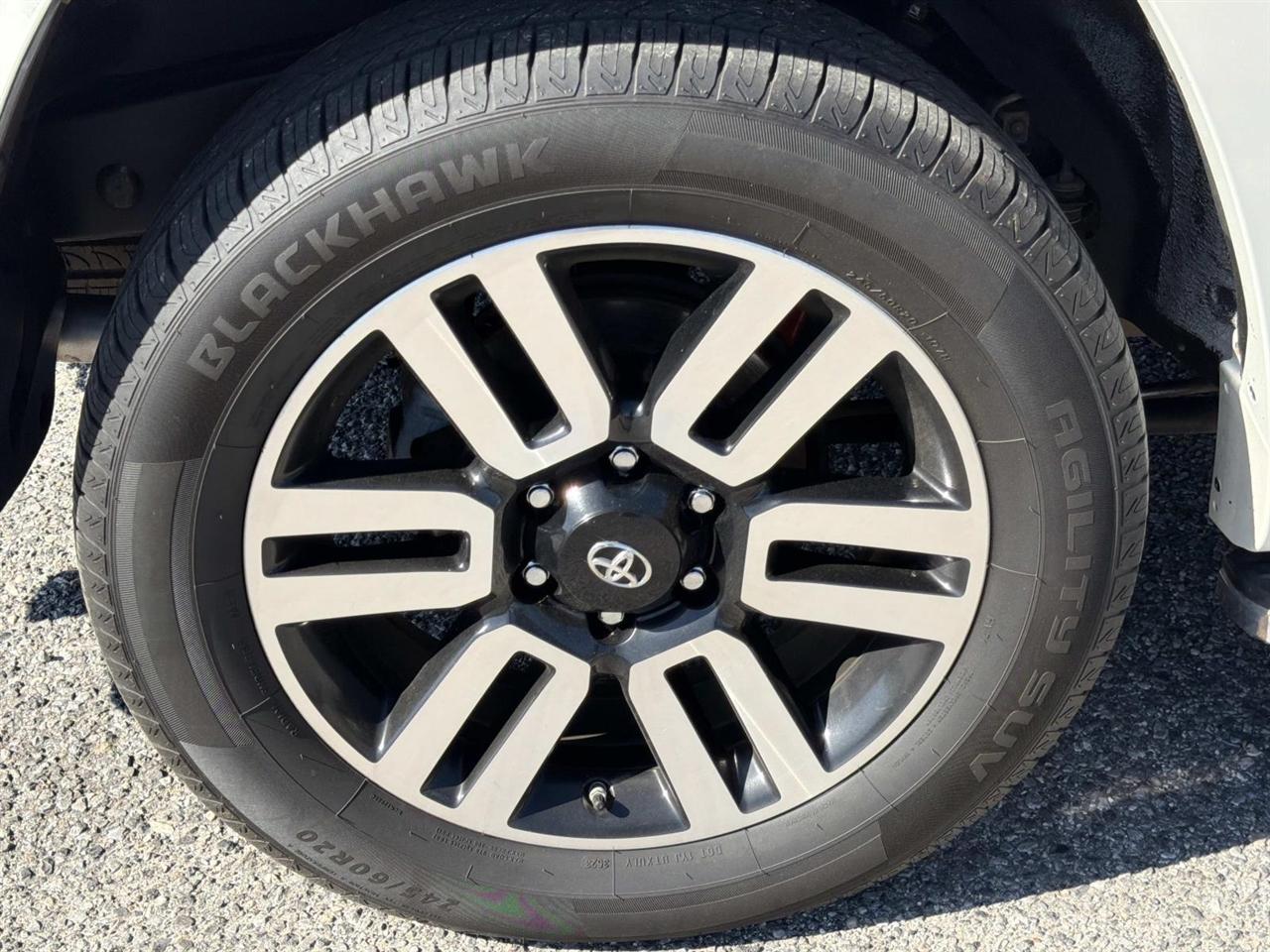 Toyota 4Runner 2WD 4dr V6 Limited (Natl) 2016