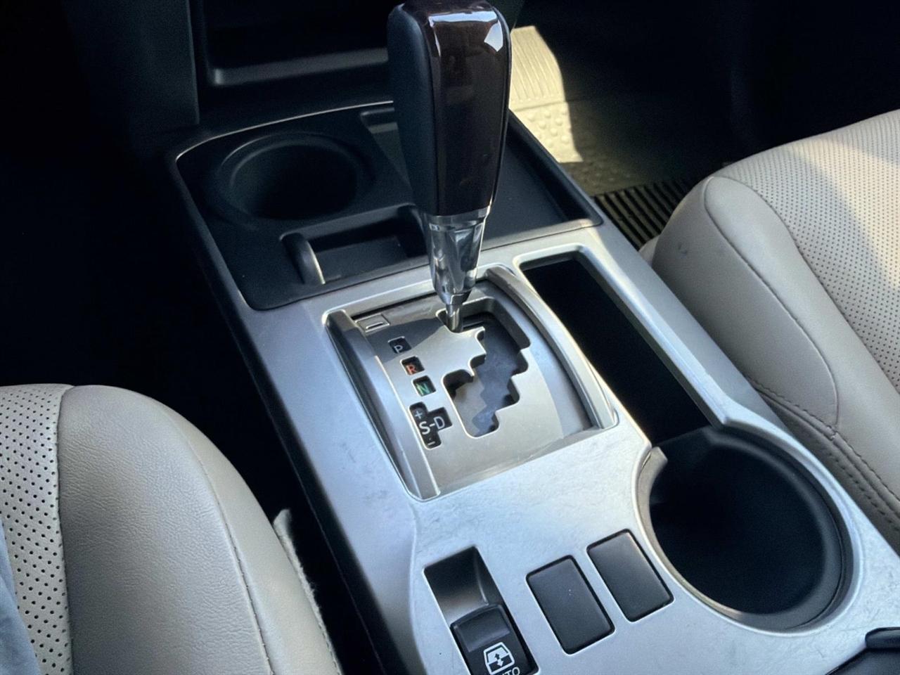 Toyota 4Runner 2WD 4dr V6 Limited (Natl) 2016