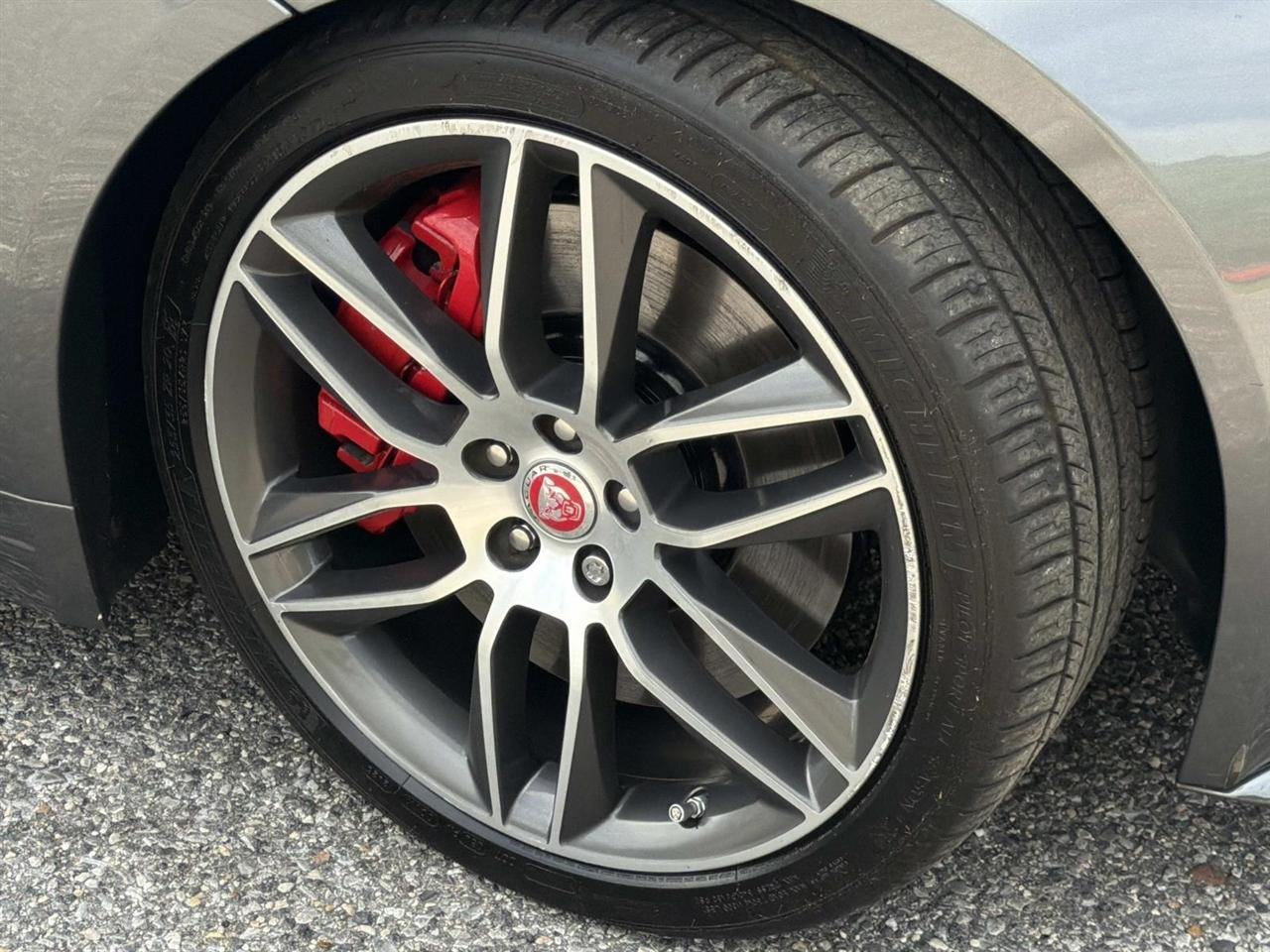 Jaguar F-Type Coupe Auto R AWD 2017