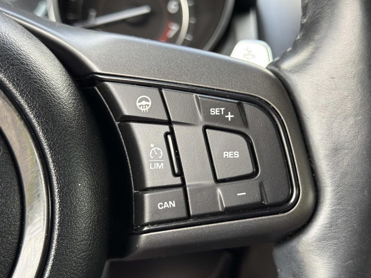 Jaguar F-Type Coupe Auto R AWD 2017