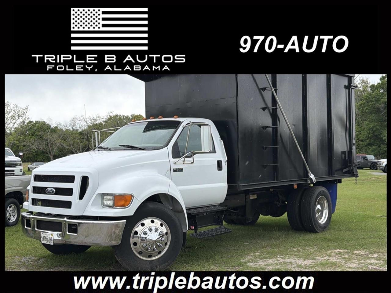 2005 Ford Super Duty F-650 Straight Frame Reg Cab XLT