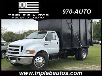 2005 Ford Super Duty F-650 Straight Frame Reg Cab XLT