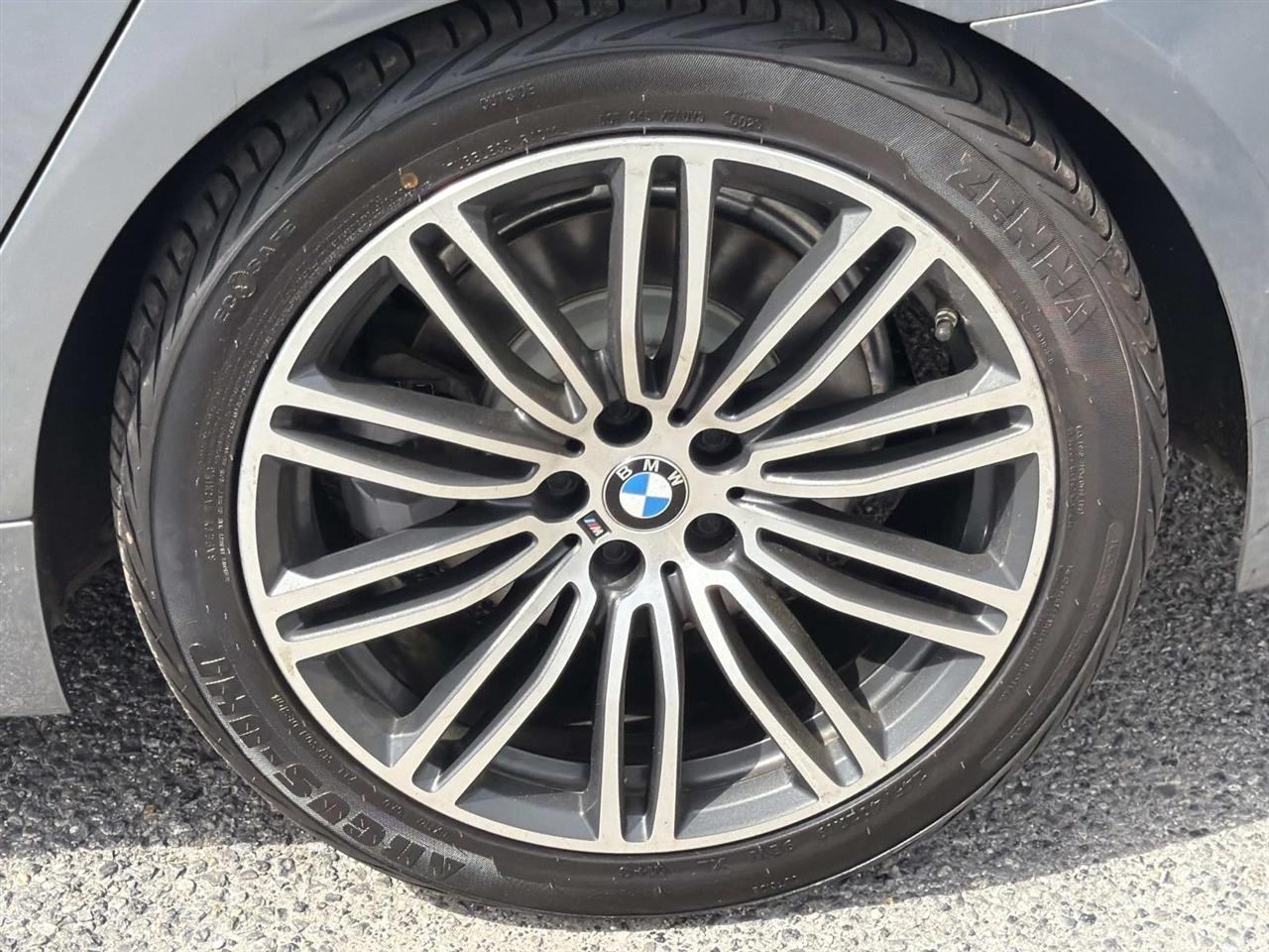 BMW 5 Series 530i xDrive Sedan 2018