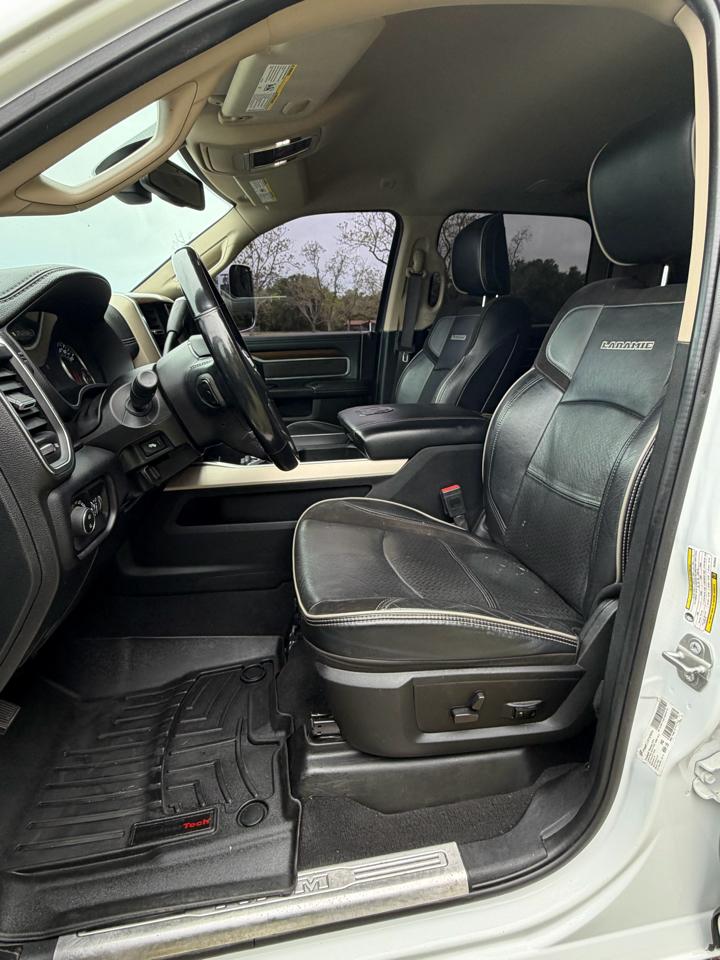 Dodge Ram 2500 Laramie 4WD 2022