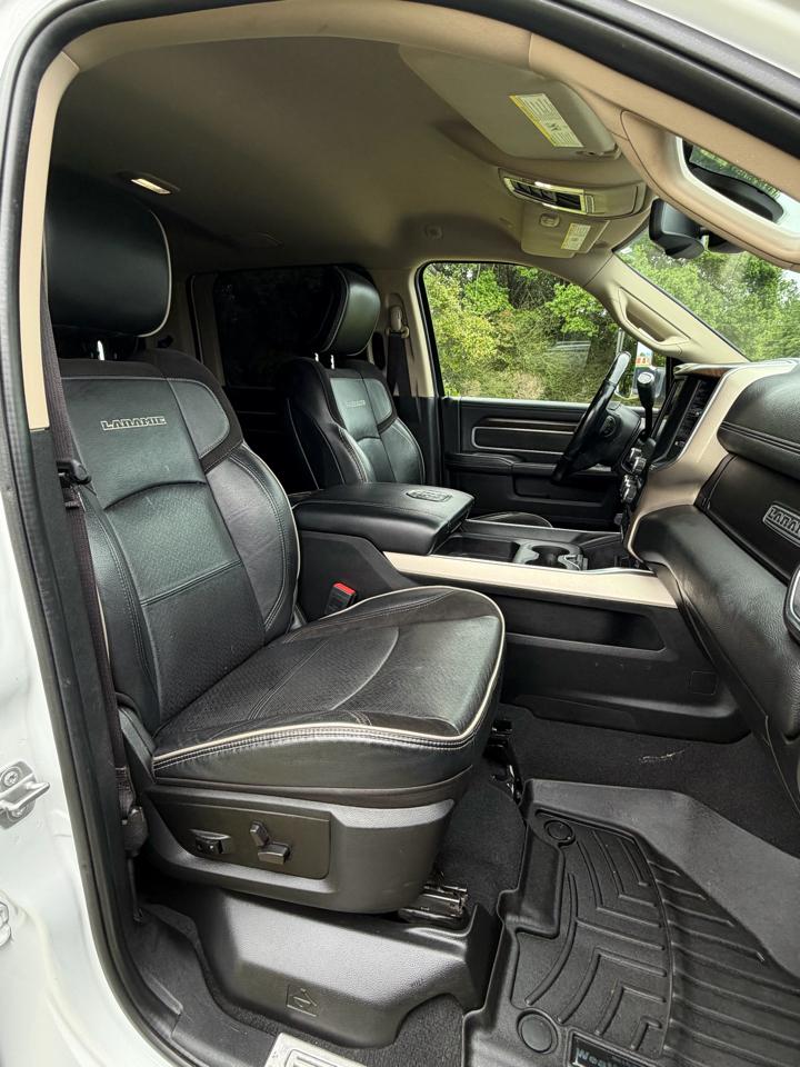 Dodge Ram 2500 Laramie 4WD 2022