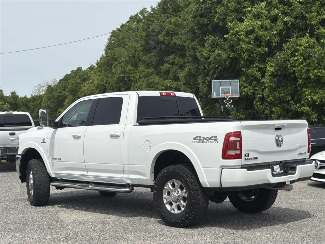 Dodge Ram 2500 Laramie 4WD 2022