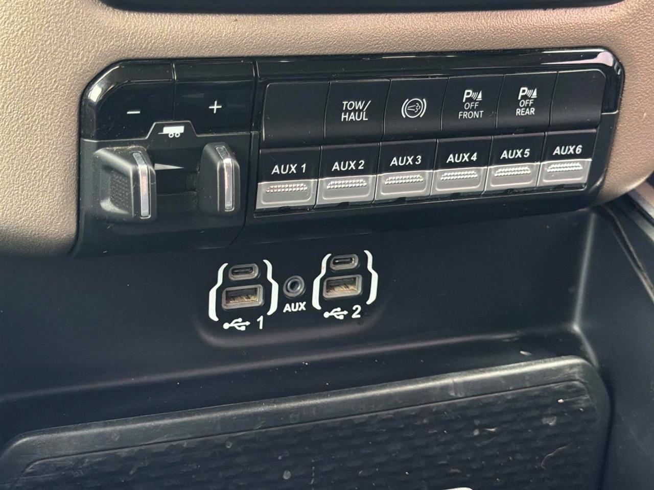 Dodge Ram 2500 Laramie 4WD 2022