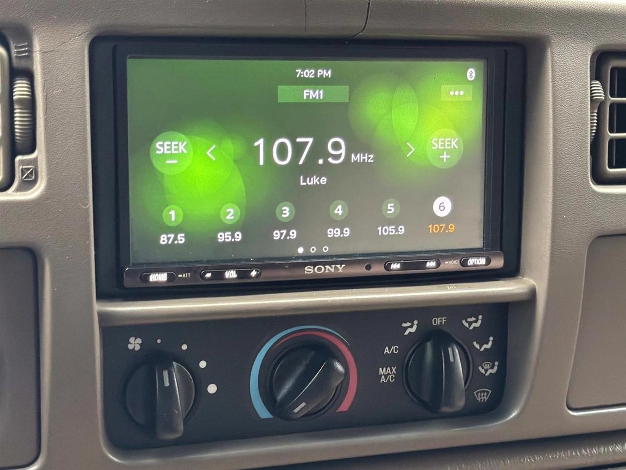 Ford Excursion 137" WB Limited 4WD 2000