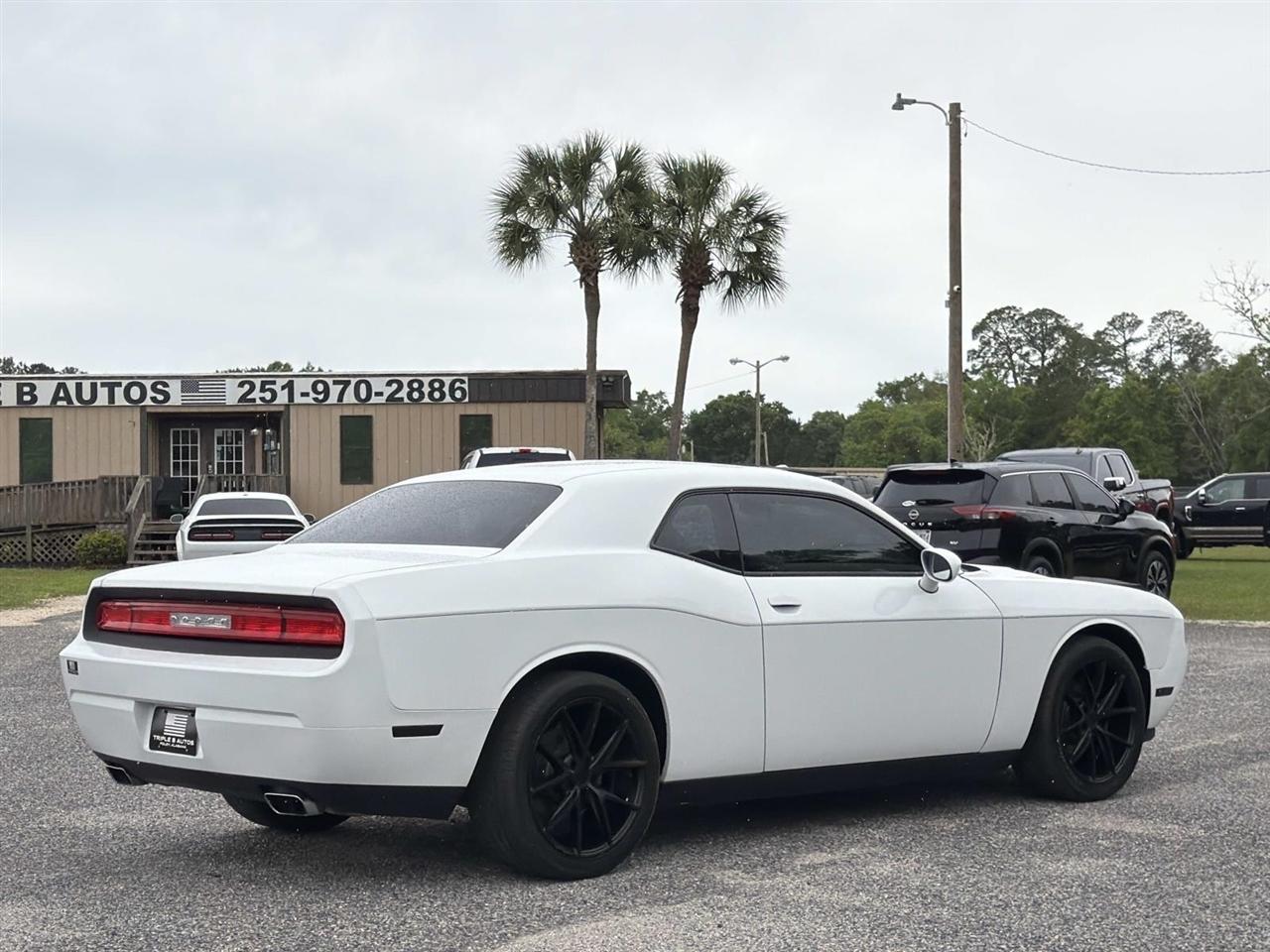 Dodge Challenger 2dr Cpe SXT 2014