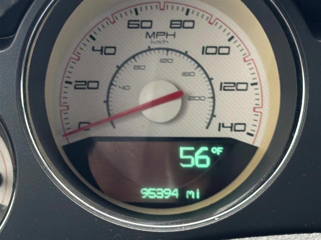 Dodge Challenger 2dr Cpe SXT 2014