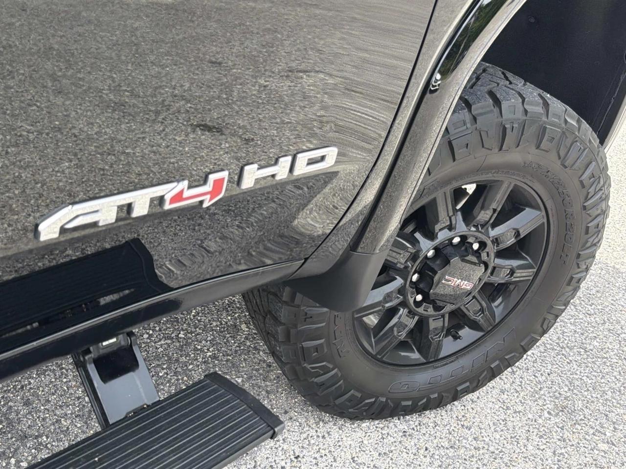 GMC Sierra 2500HD Duramax Diesel  2024