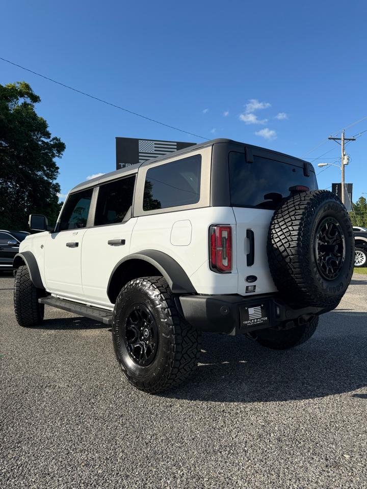 Ford Bronco 4WD  2022
