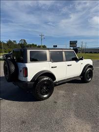 2022 Ford Bronco 4WD 