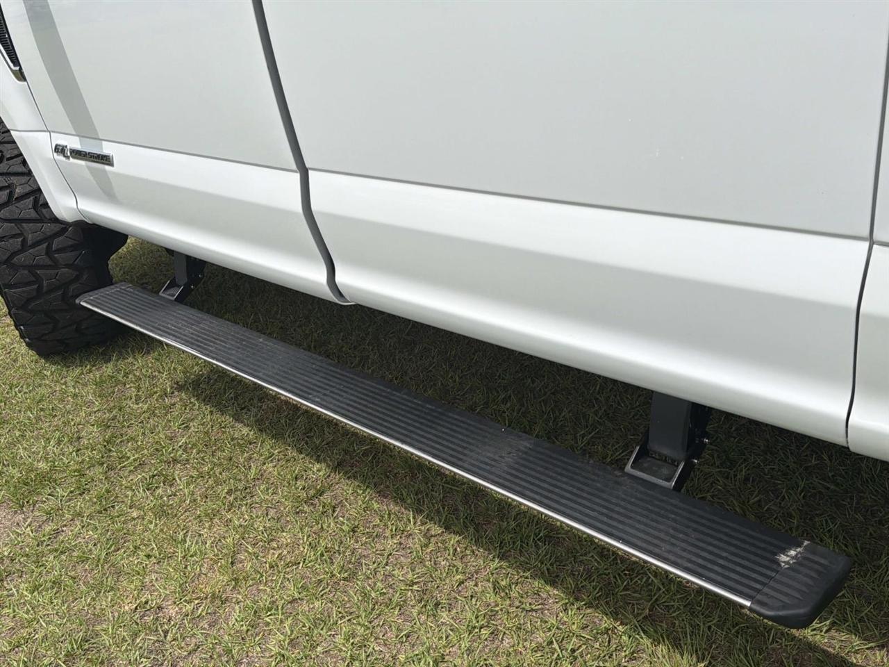 Ford F250SD Lariat Crew Cab 4WD SWB 2020