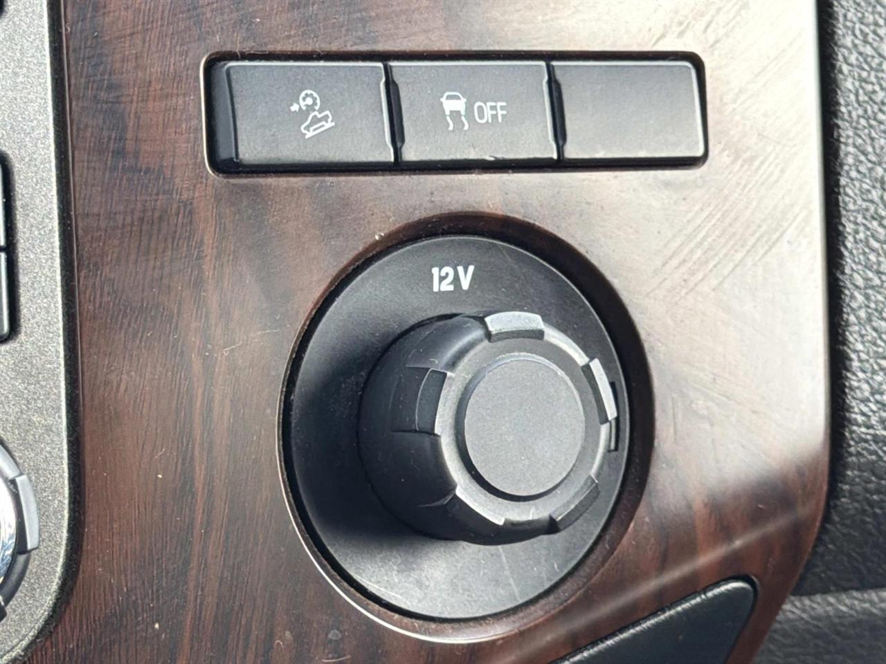 Ford Super Duty F-250 SRW 4WD Crew Cab 156" King Ranch 2011