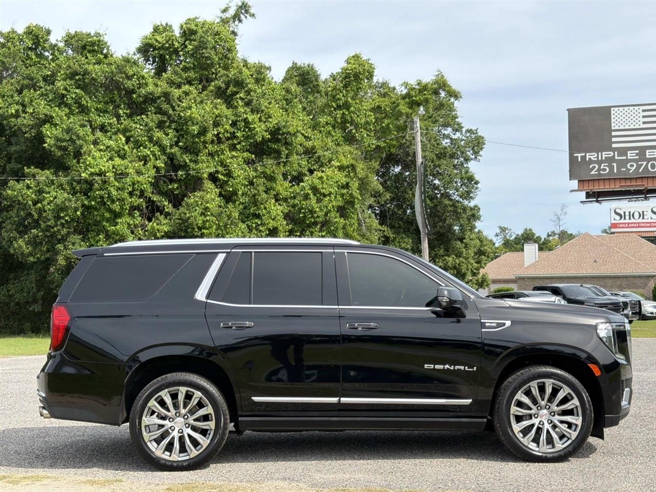 GMC Yukon 2WD 4dr Denali 2021