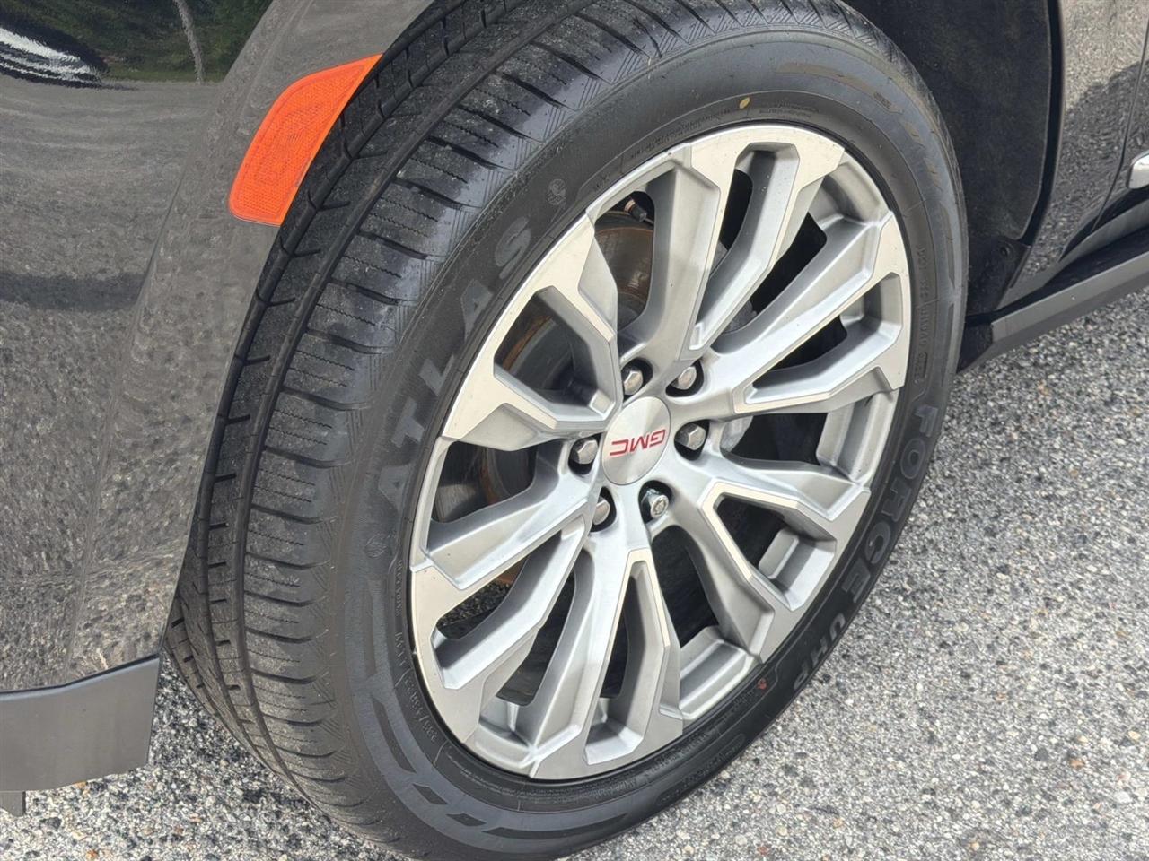 GMC Yukon 2WD 4dr Denali 2021