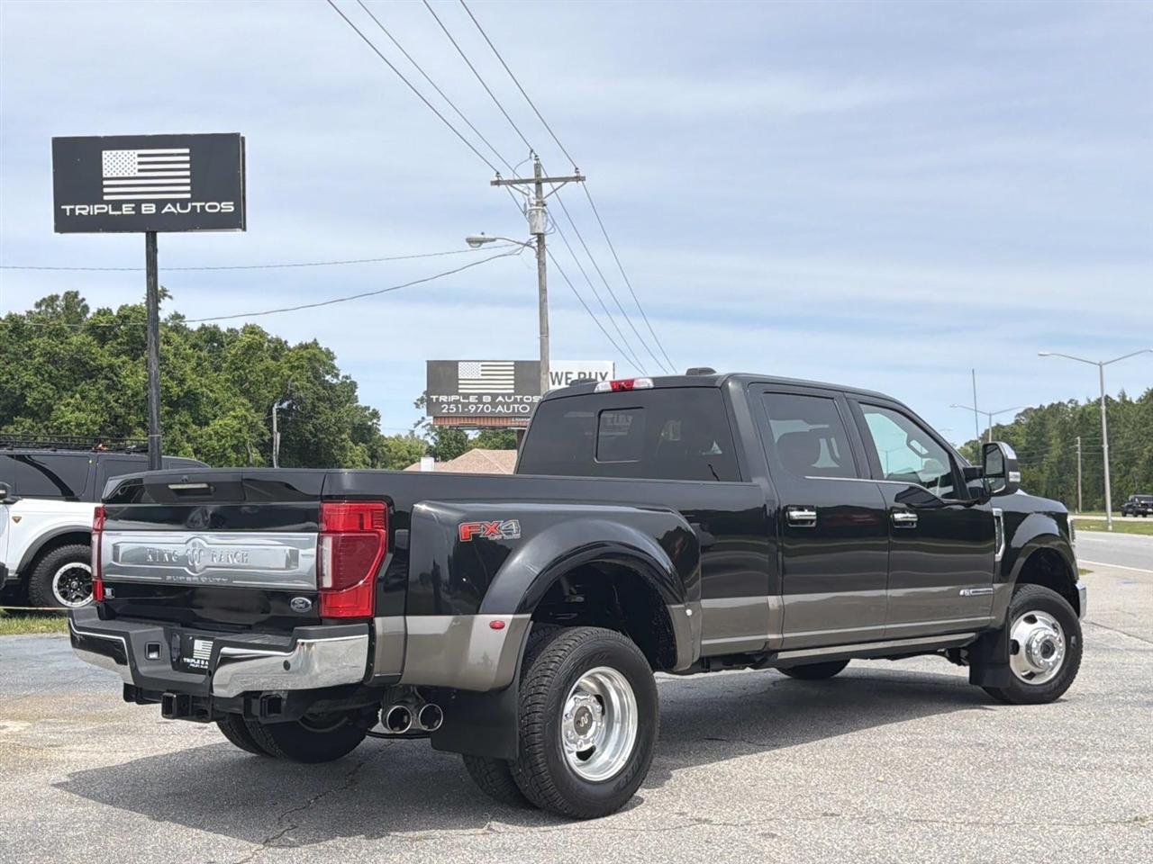 Ford Super Duty F-350 DRW King Ranch 4WD Crew Cab 8' Box 2022