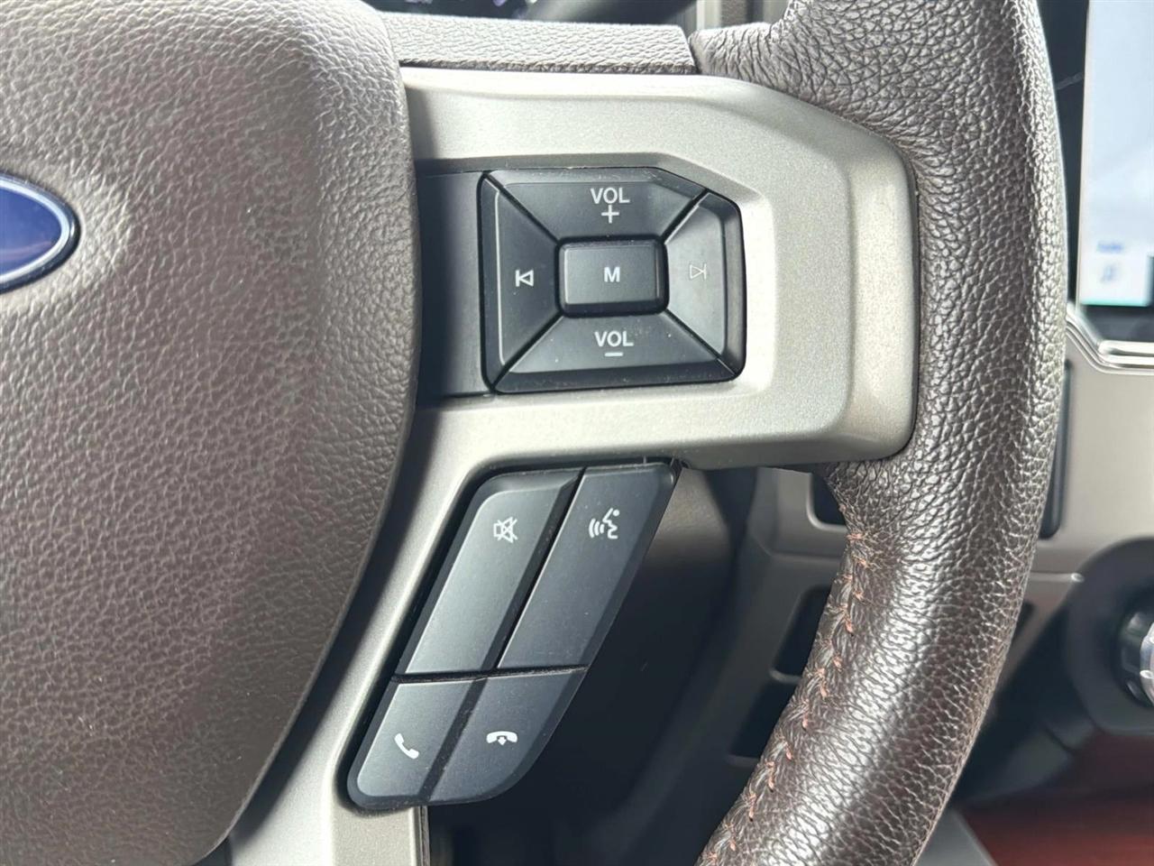 Ford Super Duty F-350 DRW King Ranch 4WD Crew Cab 8' Box 2022