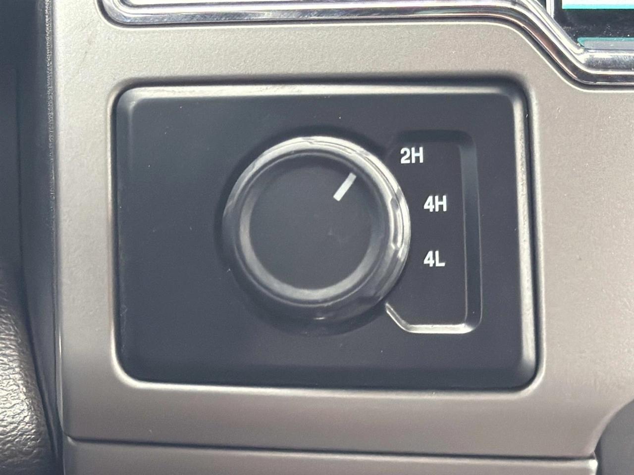 Ford Super Duty F-350 DRW King Ranch 4WD Crew Cab 8' Box 2022