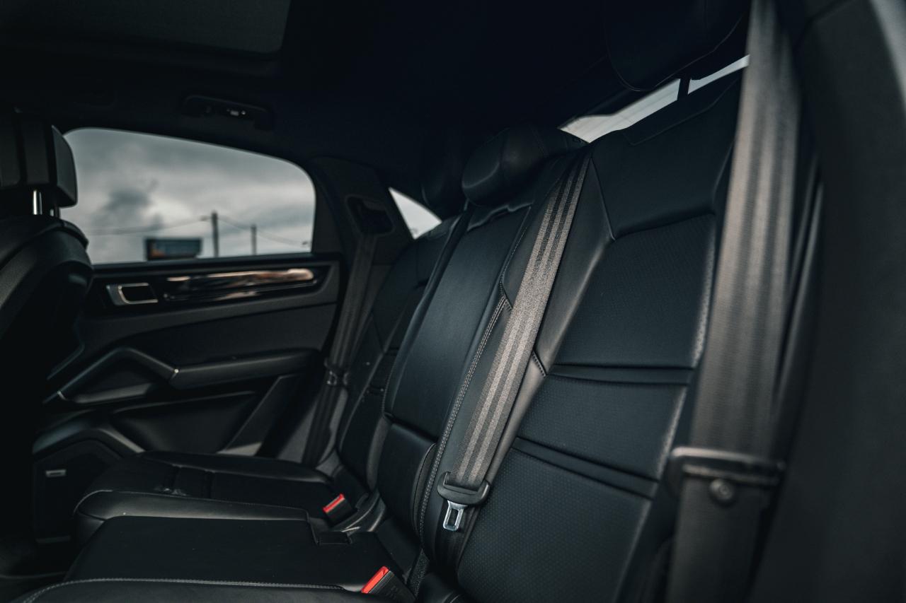 Porsche Cayenne Coupe AWD 2021