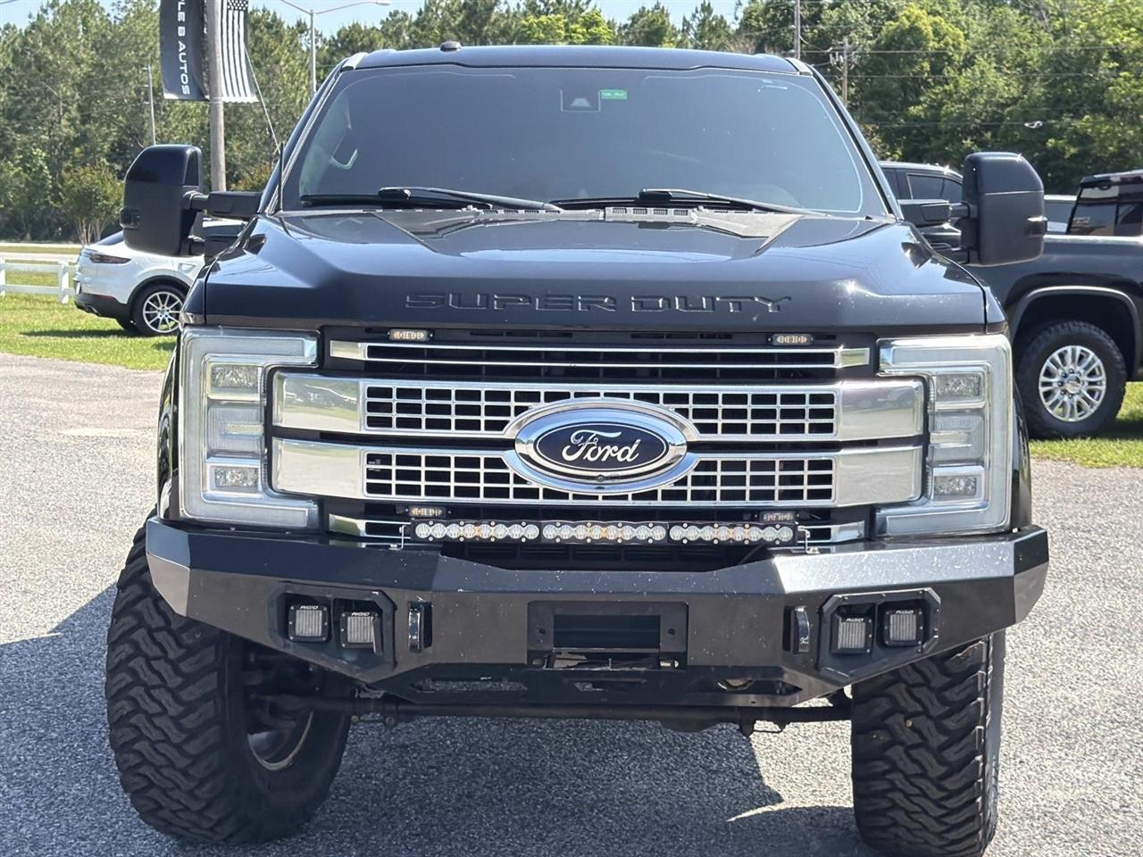 Ford Super Duty F-250 SRW King Ranch 4WD Crew Cab 8' Box 2017