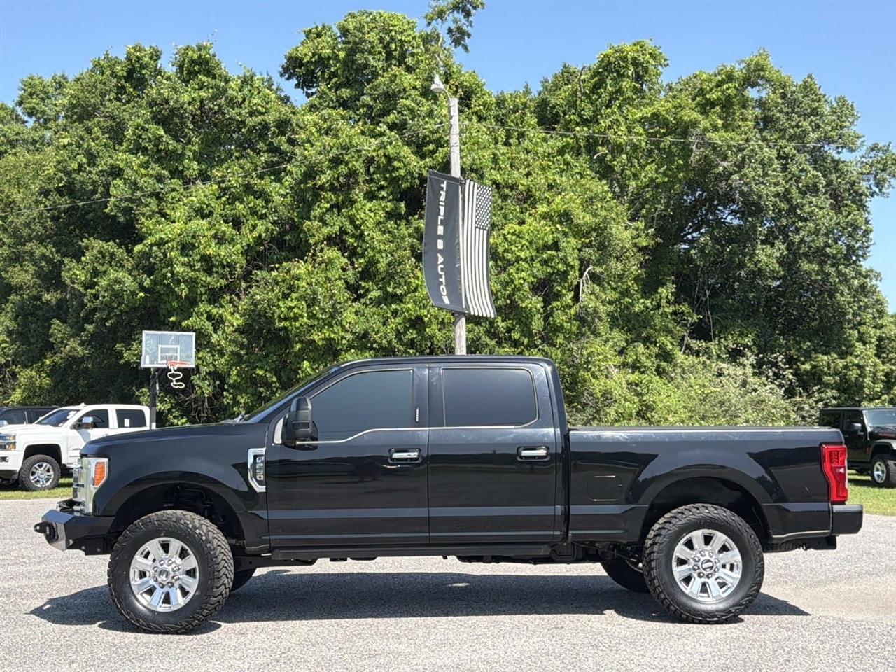 Ford Super Duty F-250 SRW King Ranch 4WD Crew Cab 8' Box 2017