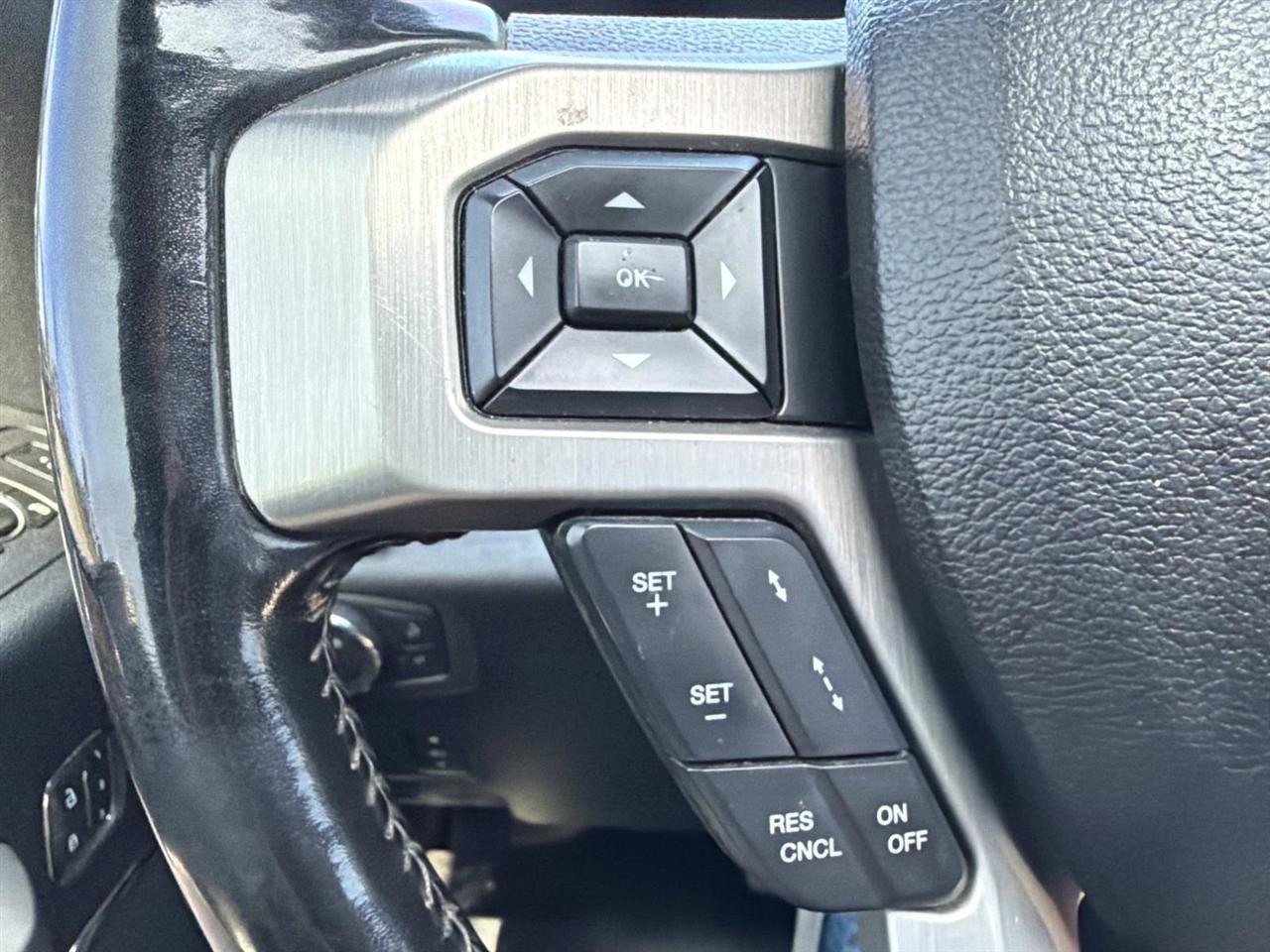 Ford Super Duty F-250 SRW King Ranch 4WD Crew Cab 8' Box 2017