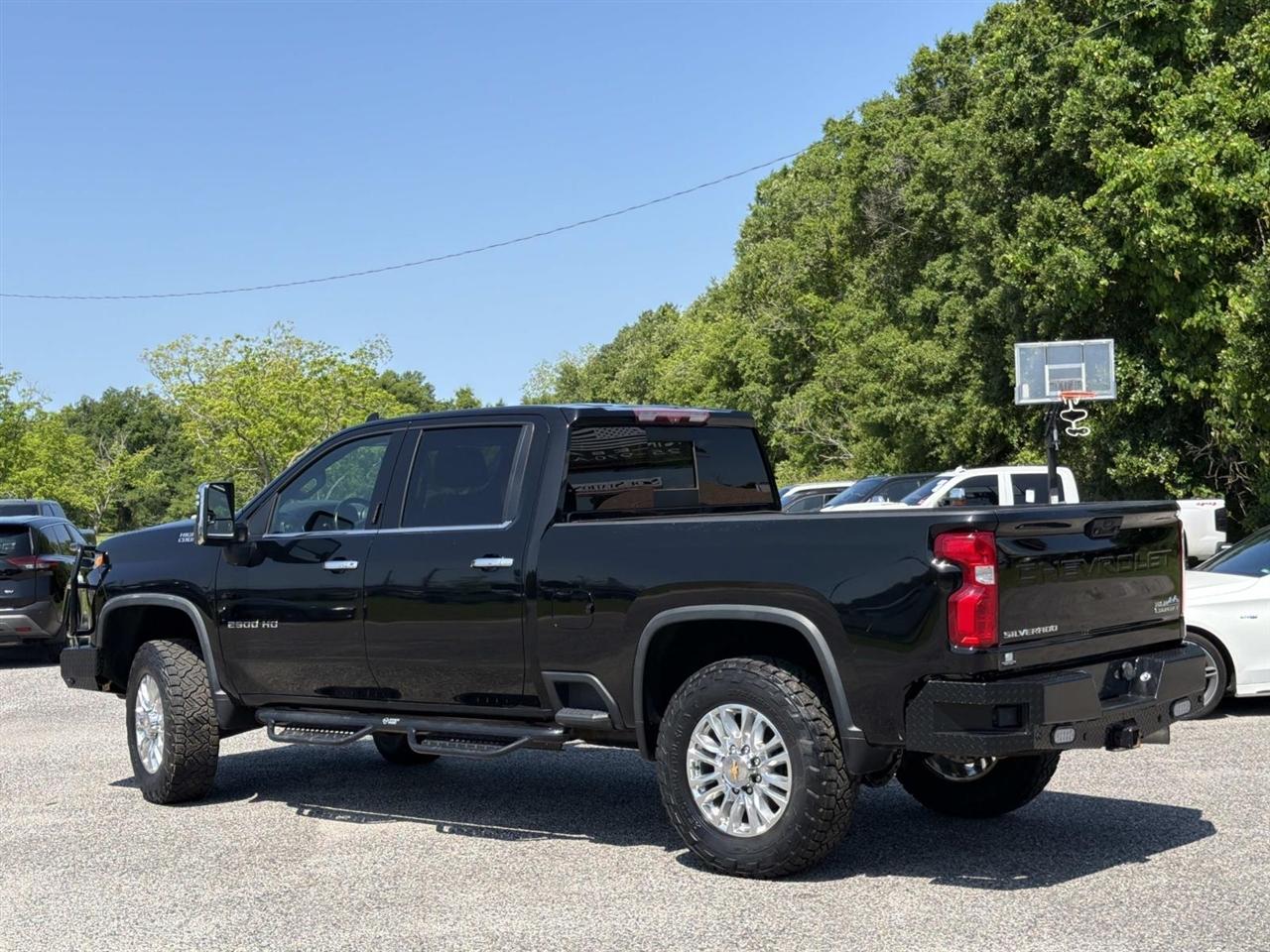 Chevrolet Silverado 2500HD 4WD Crew Cab 159" High Country 2022