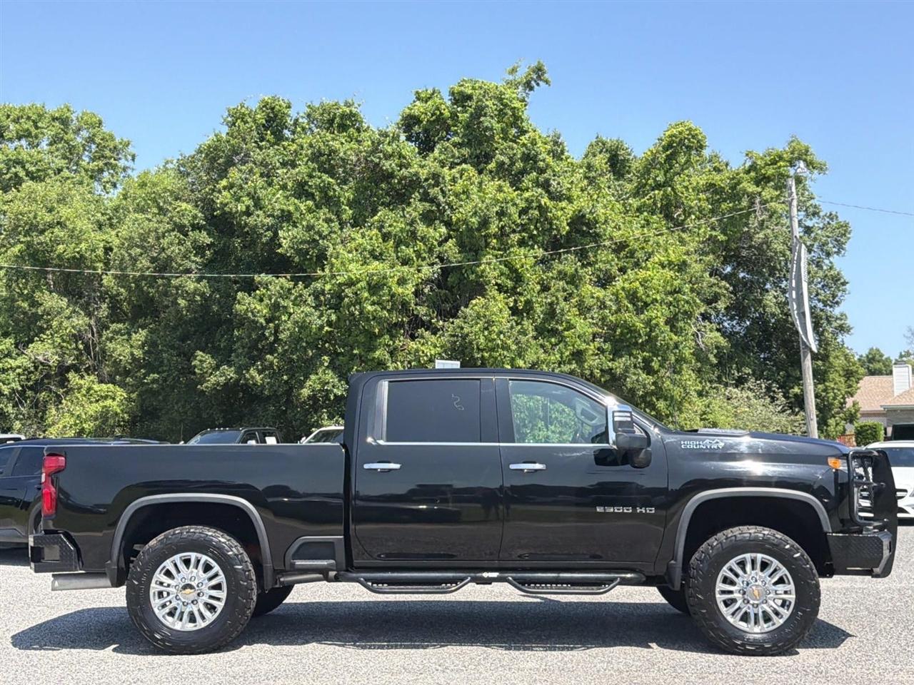Chevrolet Silverado 2500HD 4WD Crew Cab 159" High Country 2022