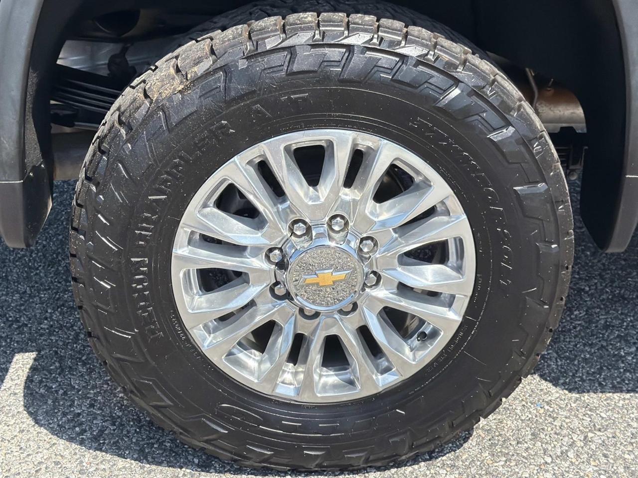 Chevrolet Silverado 2500HD 4WD Crew Cab 159" High Country 2022