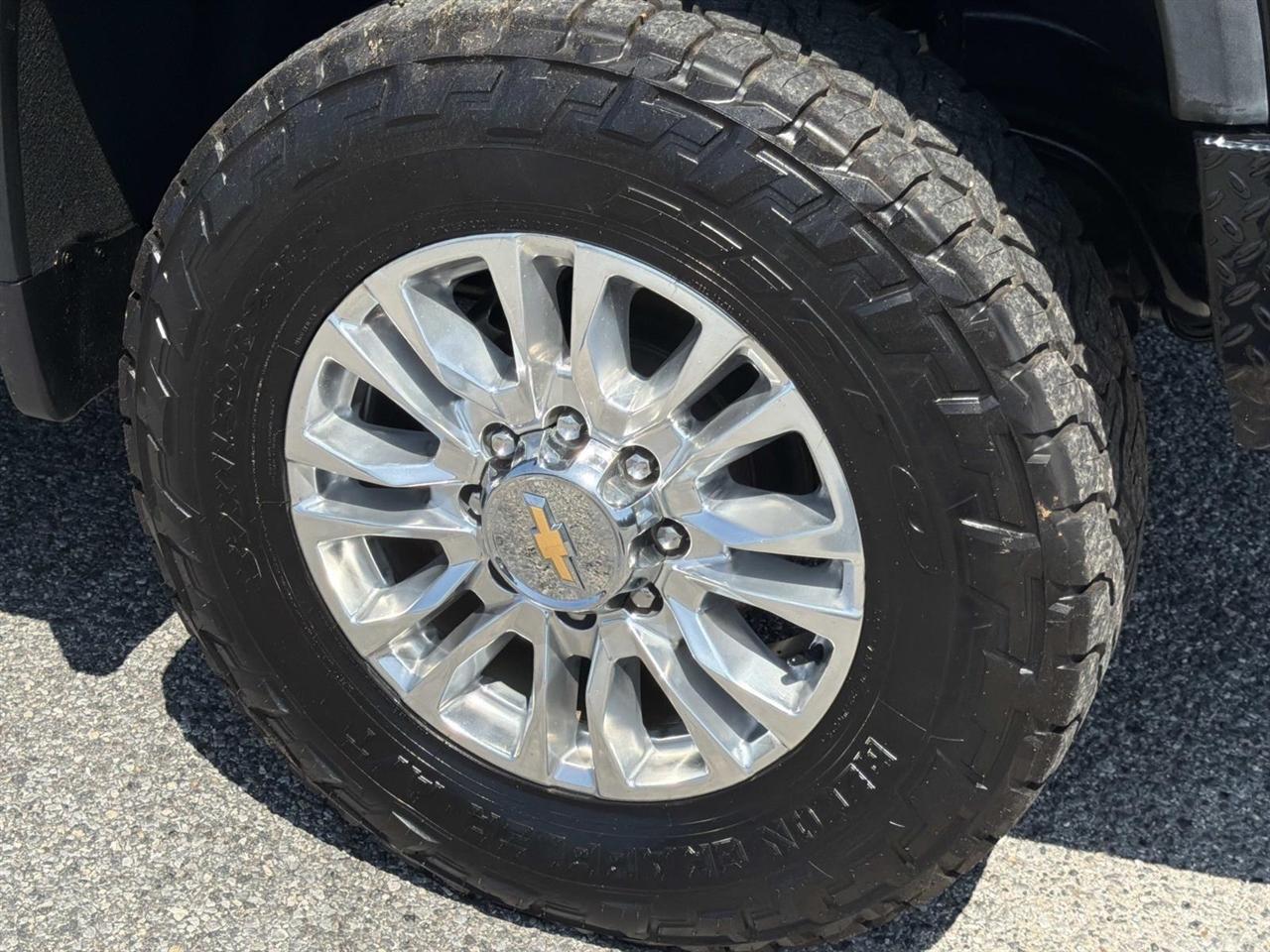 Chevrolet Silverado 2500HD 4WD Crew Cab 159" High Country 2022