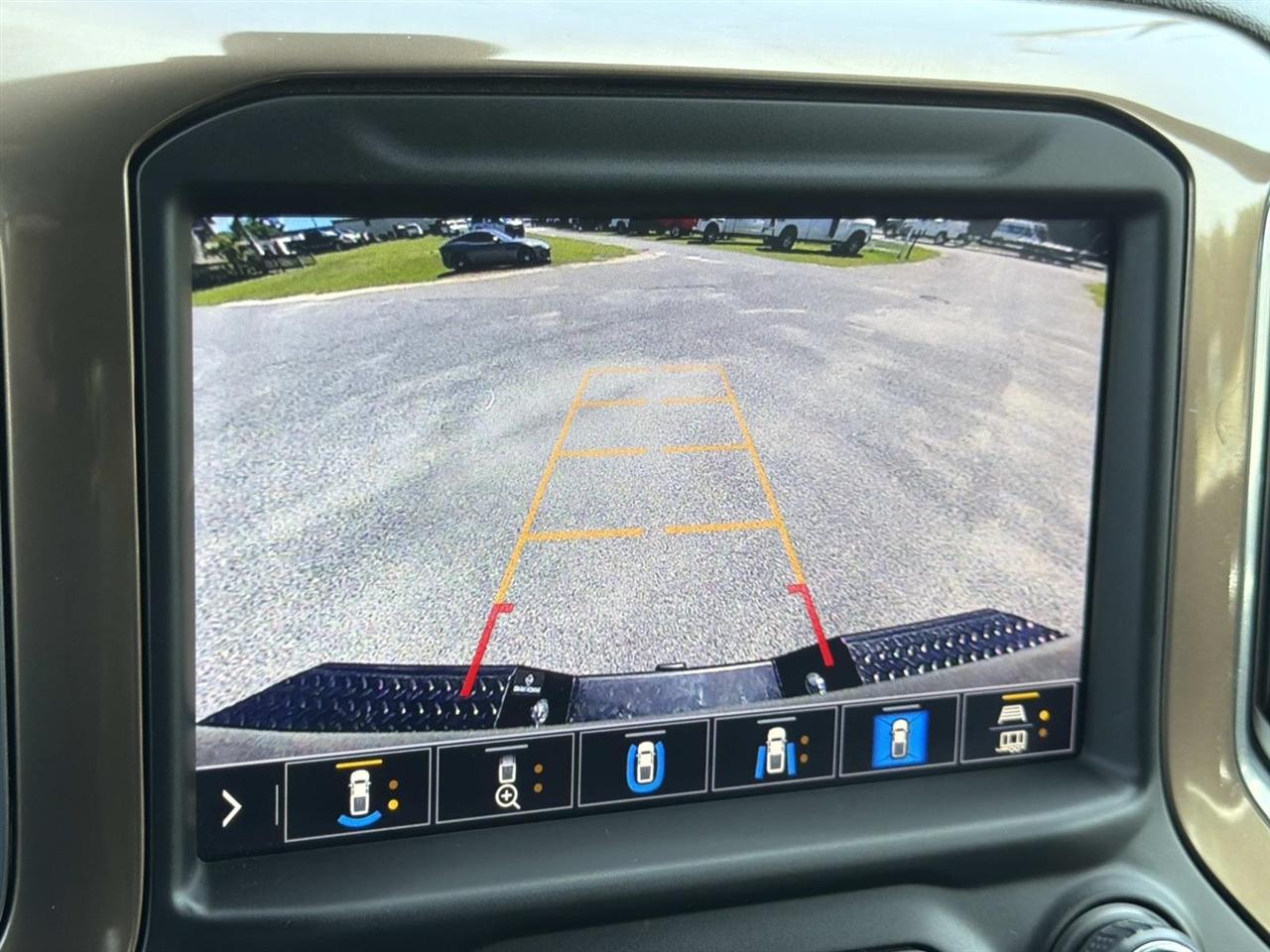 Chevrolet Silverado 2500HD 4WD Crew Cab 159" High Country 2022