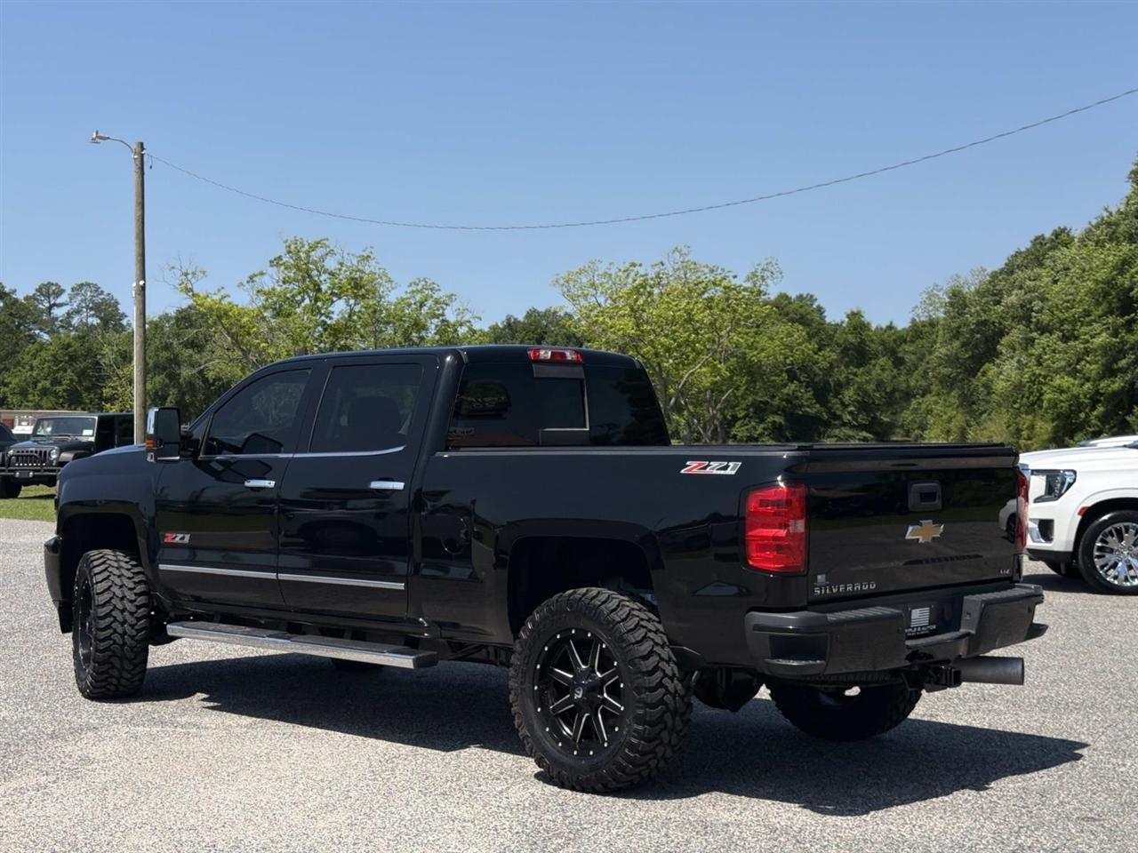 Chevrolet Silverado 2500HD 4WD Crew Cab 153.7" LTZ 2017