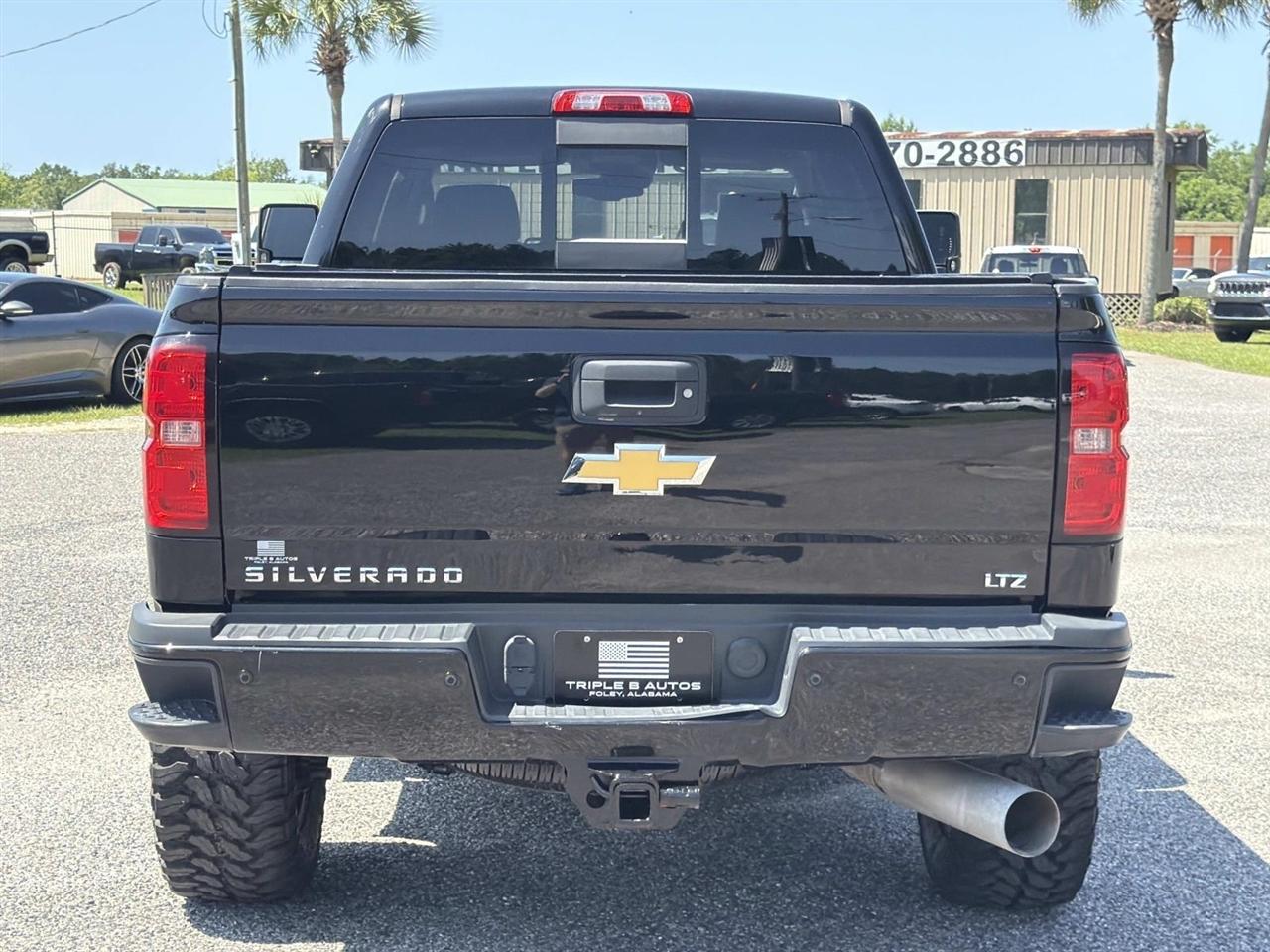 Chevrolet Silverado 2500HD 4WD Crew Cab 153.7" LTZ 2017